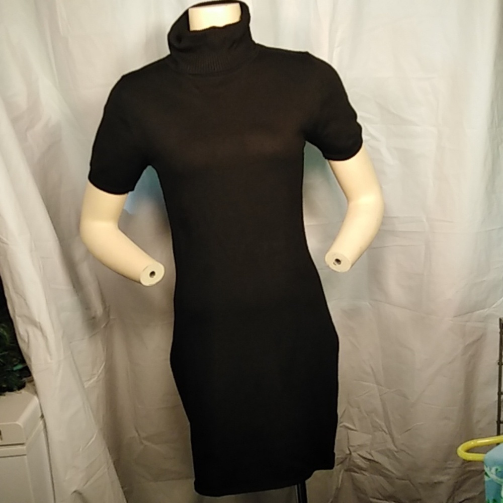 Short Sleeve Knit Black Dress with Turtleneck